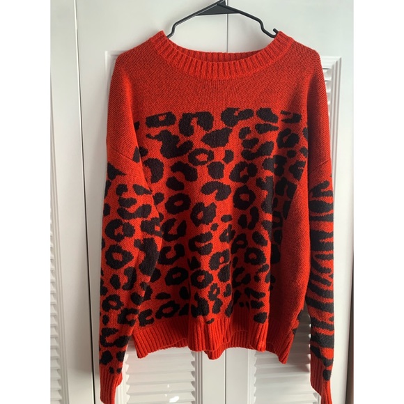 Zebra Print Sweater - Picture 1 of 2